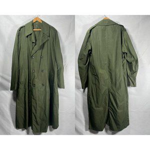 VTG 50s Korean War Nylon Rayon Military Green Raincoat Mens US 38L Made in USA